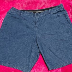 Intro womens shorts 18W